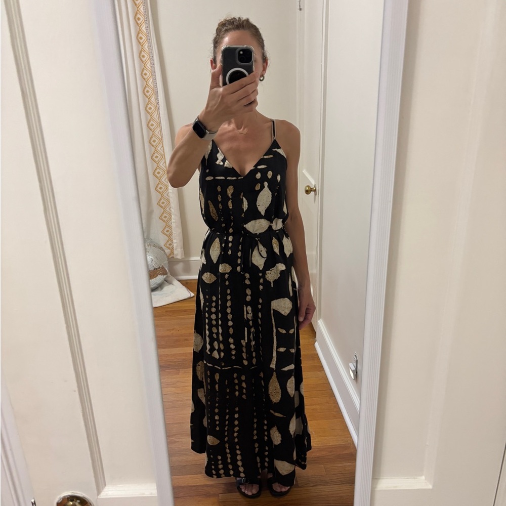 Banana Republic Black and Cream Spaghetti Strap Maxi Sundress